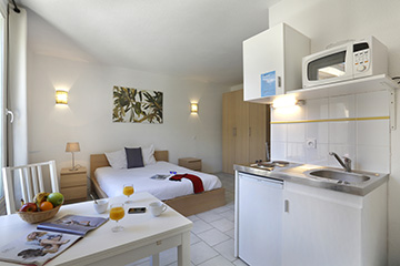 Résidence Le Domaine de Chames - Vallon Pont d'Arc - Vacancéole - Studio 2 personnes - Cuisine