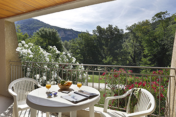 Résidence Le Domaine de Chames - Vallon Pont d'Arc - Vacancéole - Studio 3 personnes - Terrasse ou balcon